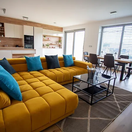 Apartma Leona, * Ceske Budejovice